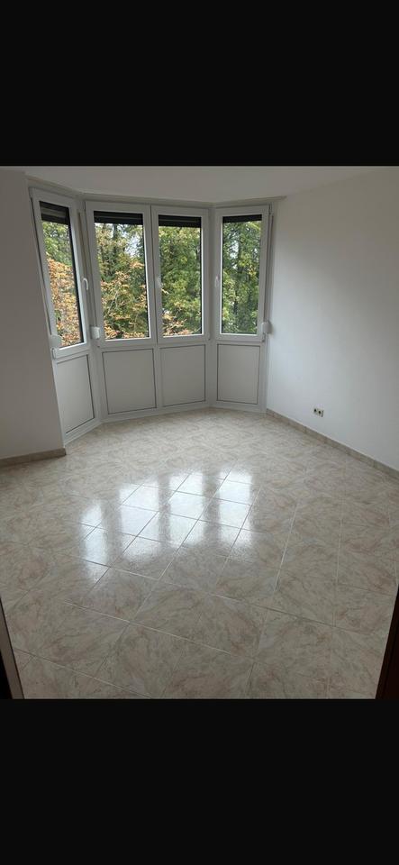 Thumbnail-Drei Zimmer Wohnung zu verkaufen SCHNÄPPCHENPREIS