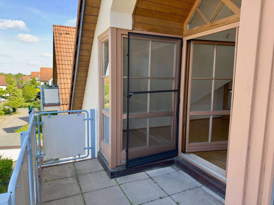 Thumbnail-Lichtdurchflutete Dachgeschosswohnung mit großer Loggia im Grünen
