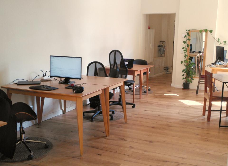 Thumbnail-Hotdesk Teilzeit 5xMonat im gemütlichen Coworking-Café am S-Bhf Zehlendorf