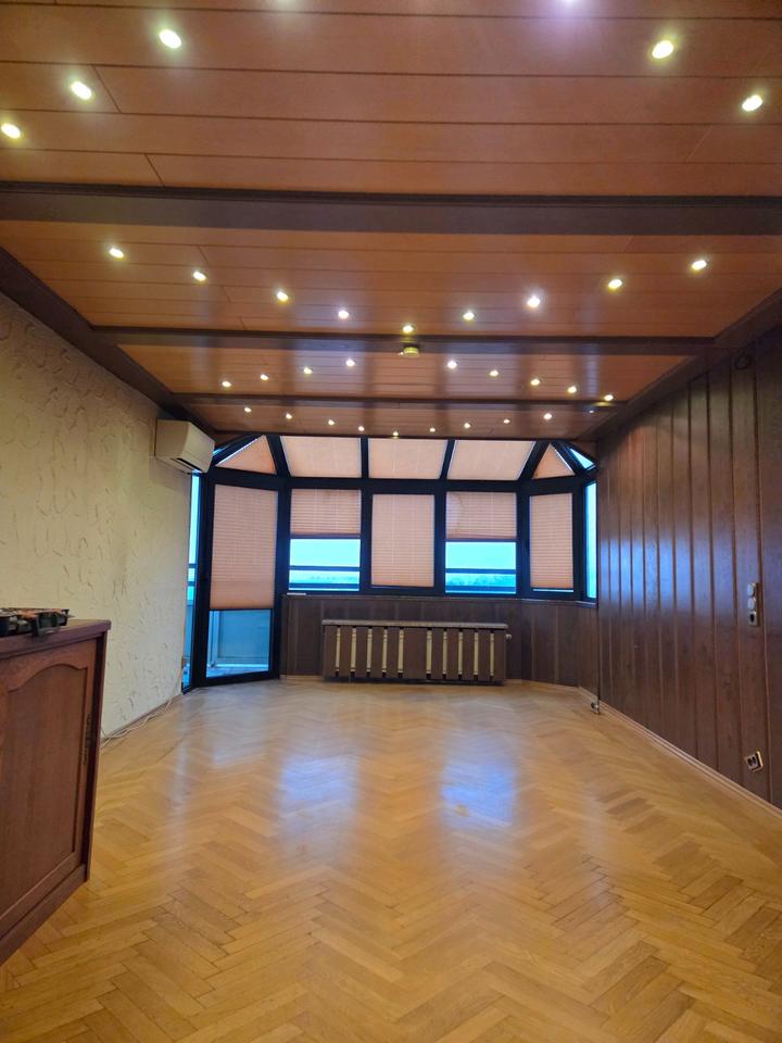 Thumbnail-Helle Penthouse Wohnung mit Dachterrasse & Wintergarten