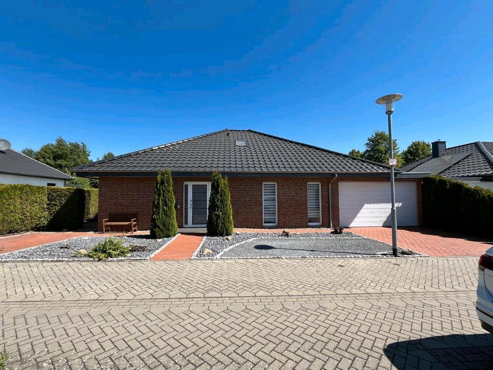 Thumbnail-Neuwertiger Bungalow mit Doppelgarage von Privat