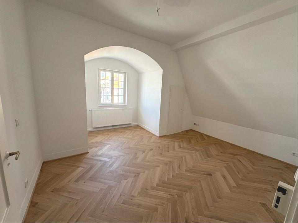 Thumbnail-Stilvolle Altbauwohnung mit Charakter