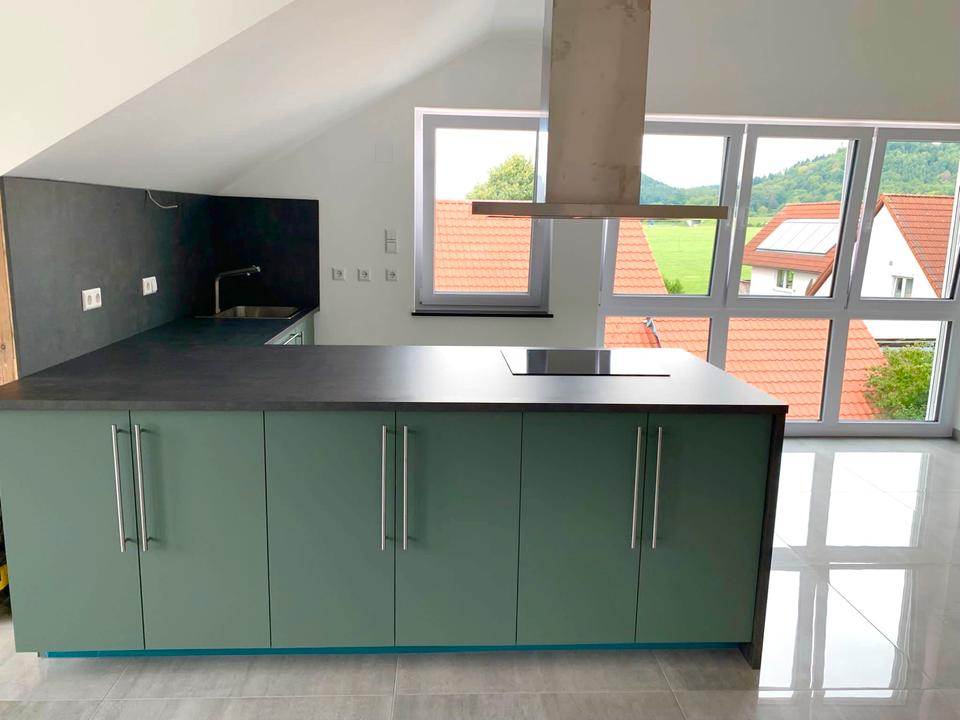 Thumbnail-Riesige Dachgeschosswohnung, Zweitbezug