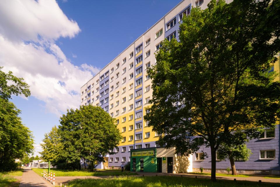 Thumbnail-Helle 3-Zimmer-Wohnung mit großem Südbalkon & ebenerdiger Dusche