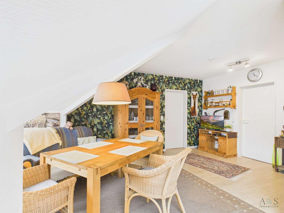 Thumbnail-Exklusive Citywohnung am Dreiecksplatz – Balkon, Aufzug & TG-Stellplatz!