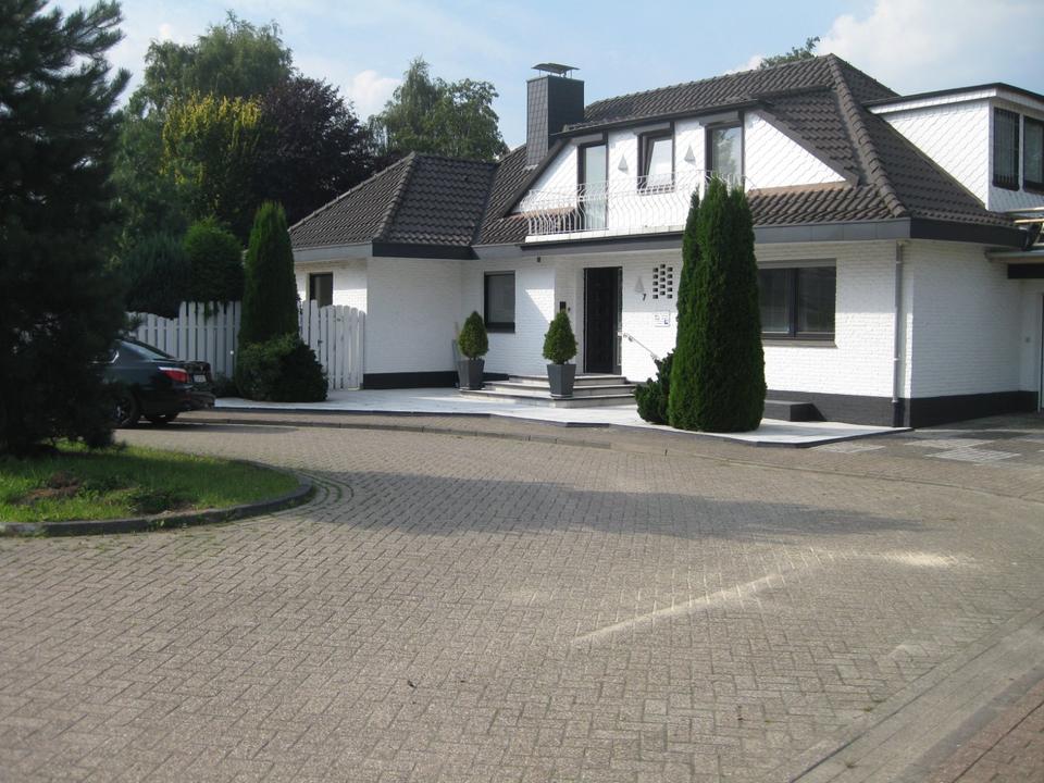 Thumbnail-Einfamilienhaus in Sackgassenlage - großzügiges Wohnen