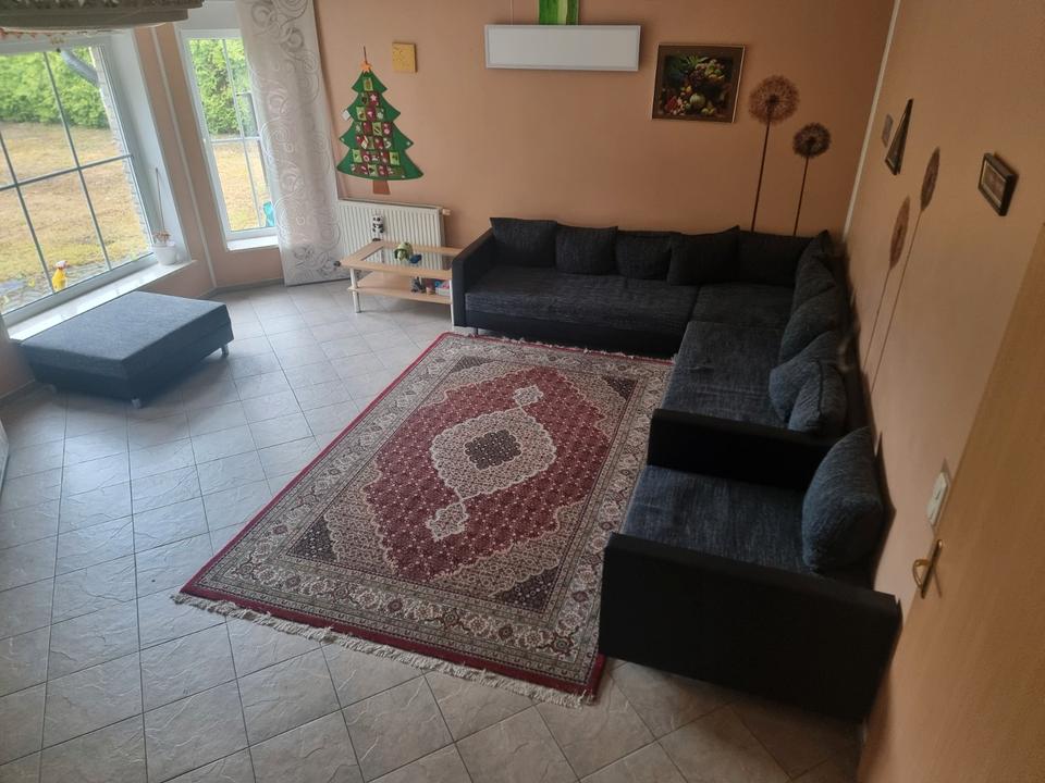 Thumbnail-2 Zimmer Erdgeschoss Wohnung mit große Carport und Wintergarten