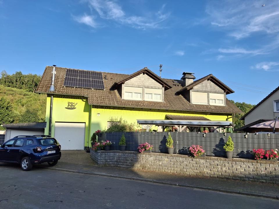 Thumbnail-1-2 Familienhaus Provisionsfrei !!!!!