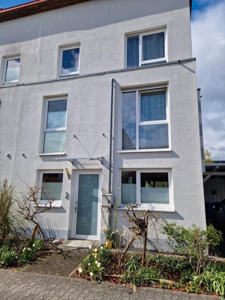 Thumbnail-Darmstadt Griesheim Doppelhaushälfte für 4 Monate möbliert zu v