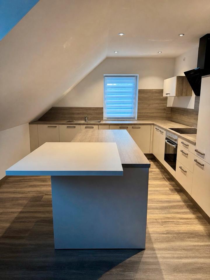 Thumbnail-Helle moderne Dachgeschosswohnung in Landkern – 86 qm