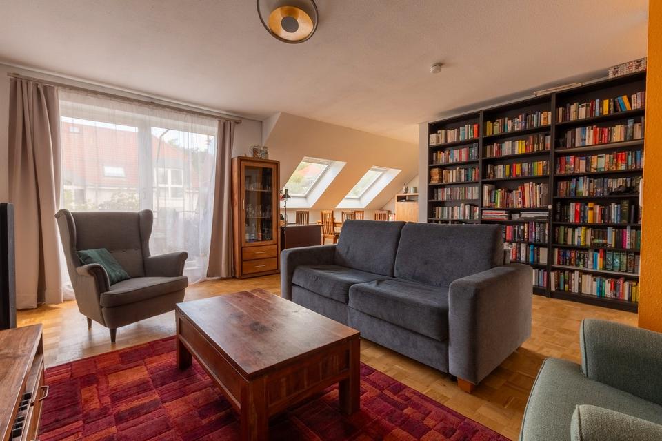 Thumbnail-Charmante Dachgeschosswohnung mit sonnigem Balkon