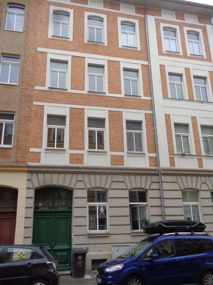 Thumbnail-Großzügige 4-Raum-Wohnung mit zwei Bädern