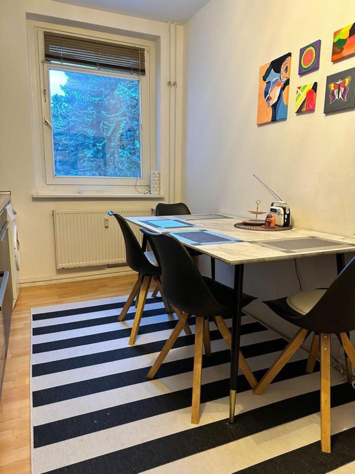 Thumbnail-Provisionsfrei + Bezugsfrei - 2-Zimmer-Wohnung (Altbau)