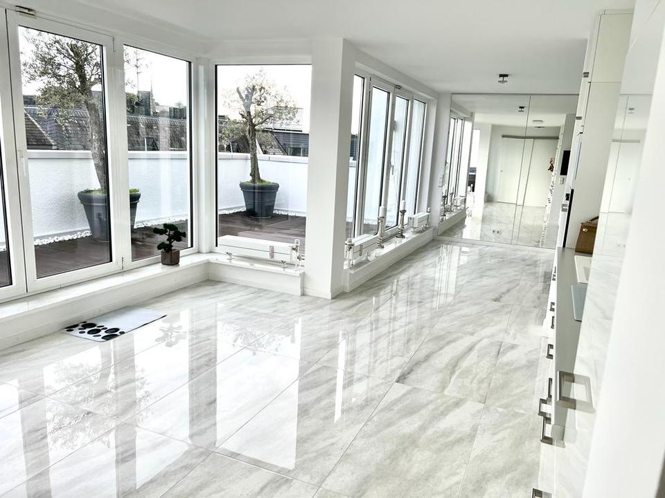 Thumbnail-Provisionsfrei Penthouse Wohnung in Köln zu verkaufen