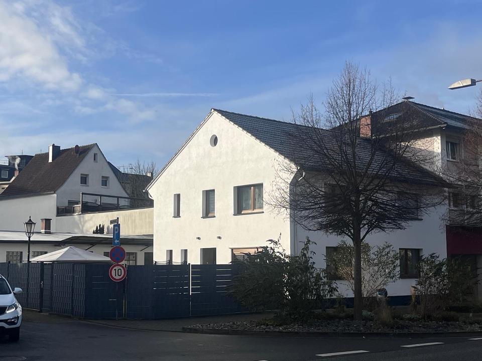 Thumbnail-Kernsaniertes modernes Einfamilienhaus in zentraler Lage