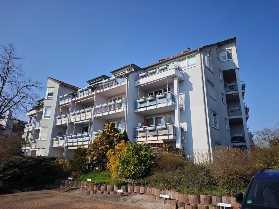 Thumbnail- helle 2-Raum Wohnung mit Balkon und TG-Stellplatz * ab sofort 