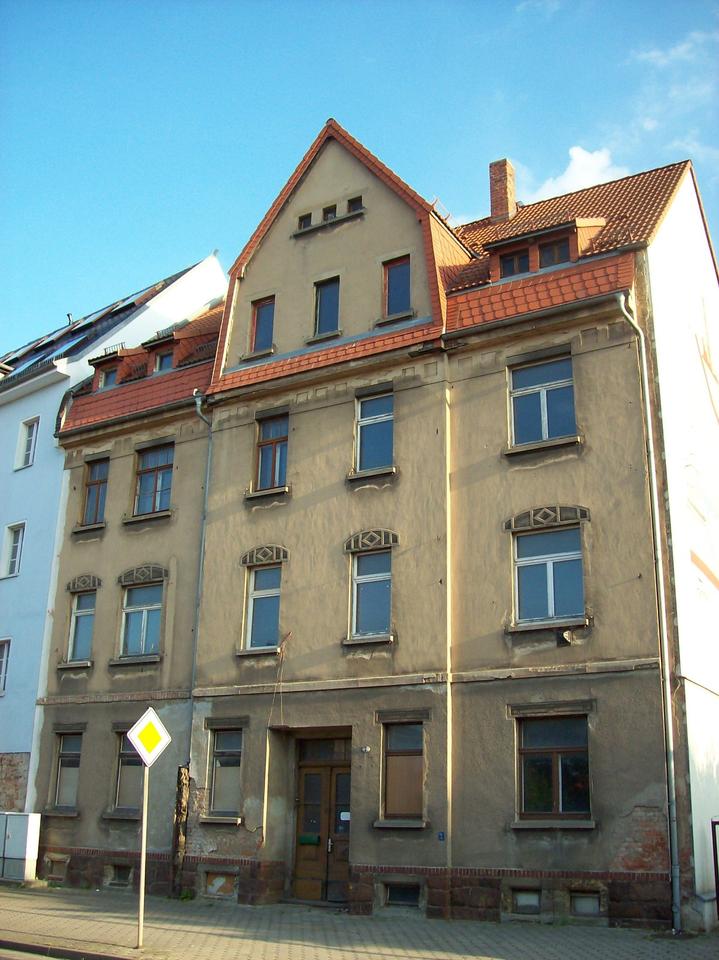 Thumbnail-leerstehender dreigeschossiger unterkellerter Altbau zu verkaufen