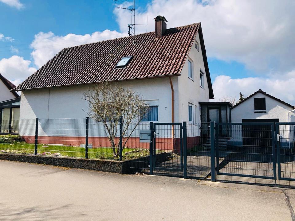 Thumbnail-Freistehendes Einfamilienhaus