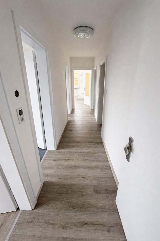 Thumbnail-4-Zimmer-Wohnung mit Balkon - Erstbezug nach Renovierung