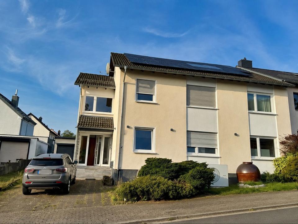 Thumbnail-Zweifamilienhaus von Privat in guter Lage