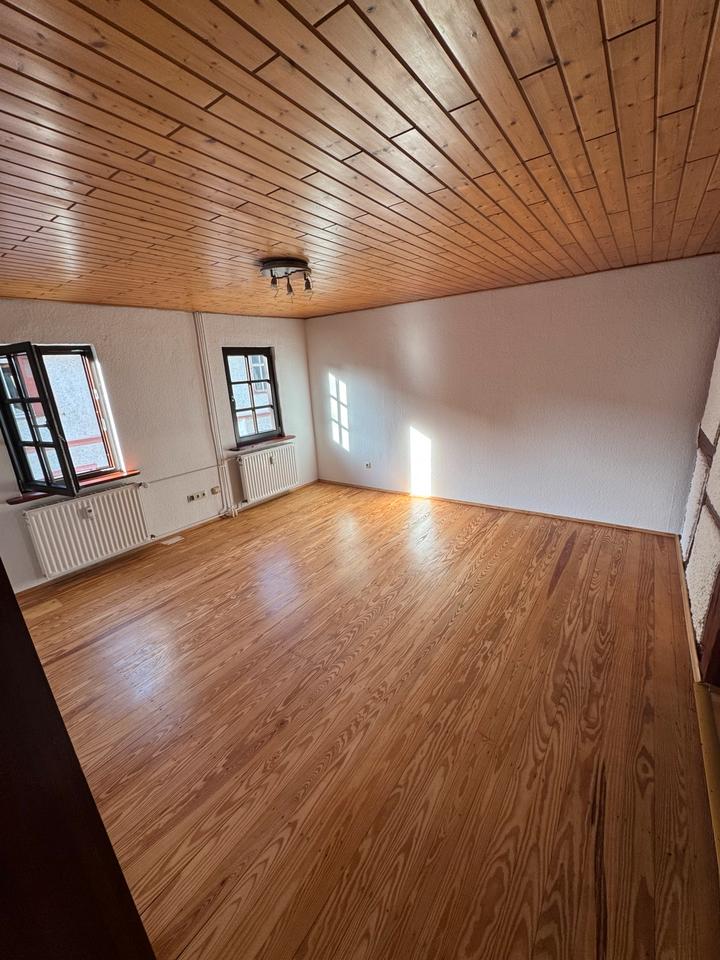 Thumbnail-3 Zimmer Wohnung in Hallgarten mit Garage