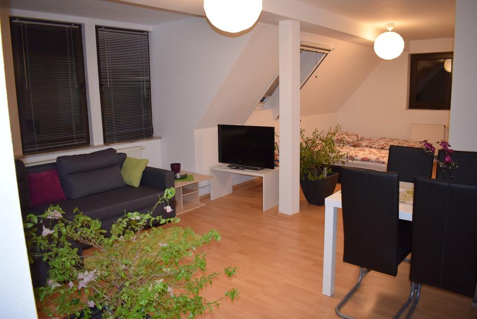 Thumbnail-Möblierte 2-Raum-DG-Wohnung in Markkleeberg am See – Warmmiete in