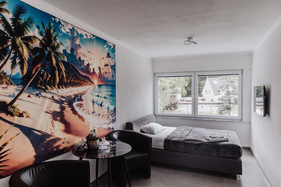 Thumbnail-WG Zimmer Köln Grengel, neben Flughafen Köln Bonn, DLR