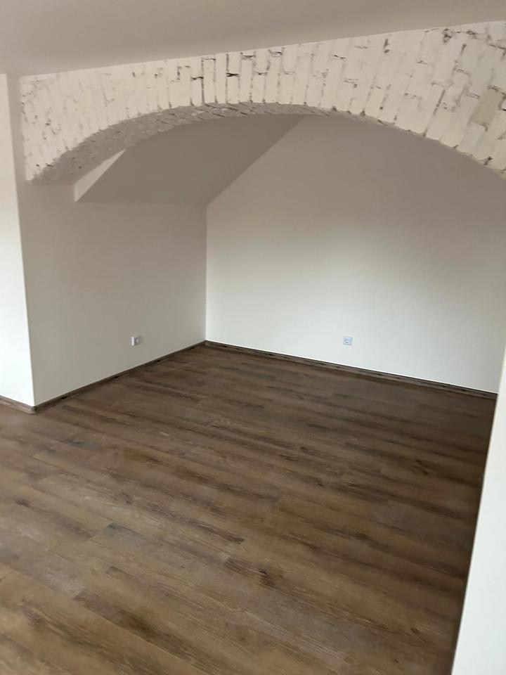 Thumbnail-2 Raumwohnung Kersaniert mit Einbauküche