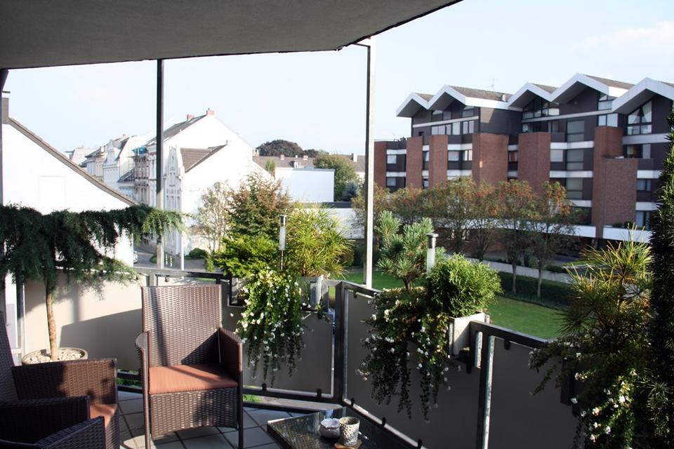 Thumbnail-MG-Rheydt Hauptstraße, moderne 3 Zi.-Wohnung mit zwei Balkonen.