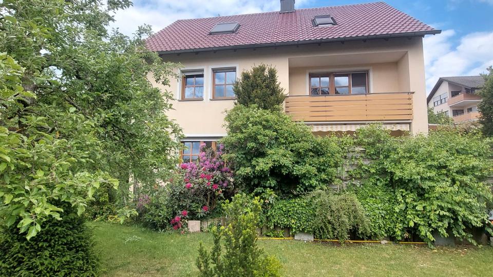 Thumbnail-Großes Haus in ROTH mit Doppelgarage und großem Garten; PRIVAT