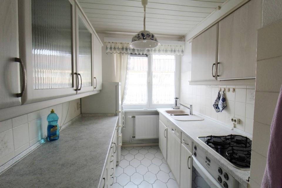 Thumbnail-*** 3 Zimmer + Balkon + Einbauküche ---neu renoviert ***