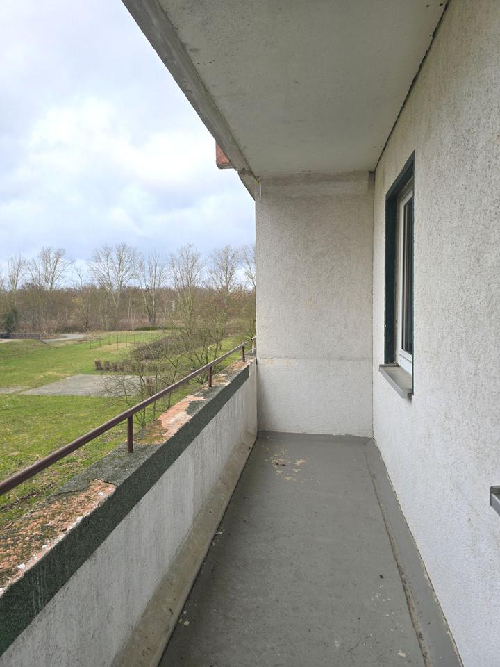 Thumbnail-Helle 3-Zimmer-Wohnung mit Balkon in Stendal