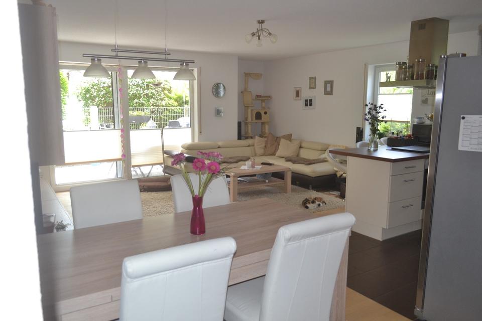 Thumbnail-4 Zimmerwohnung in ruhiger und zentraler Lage