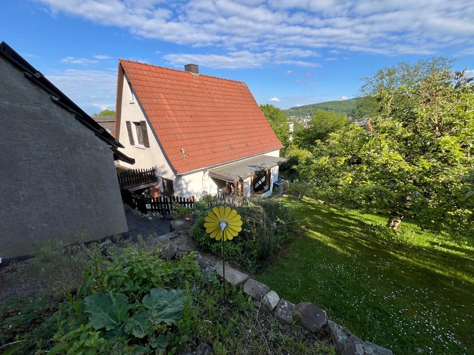 Thumbnail-Kompaktes, freistehendes Einfamilienhaus