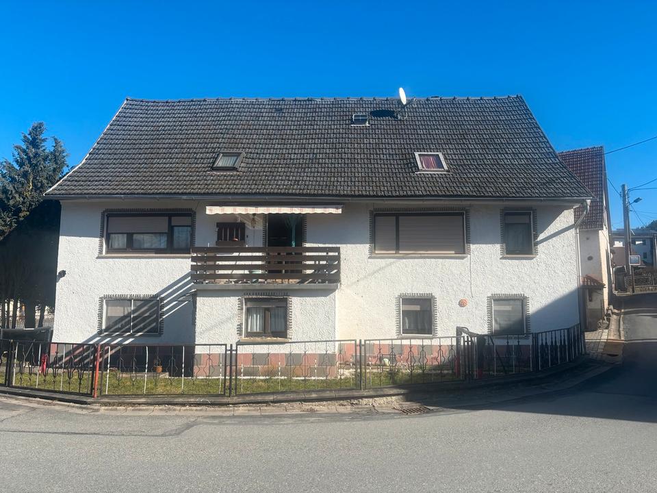 Thumbnail-Großes Haus mit Garten & 2 Garagen 140 m? Effelder (Frankenblick)