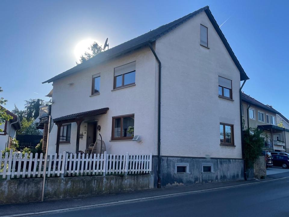 Thumbnail-Einfamilienhaus, perfekt für zwei Familien