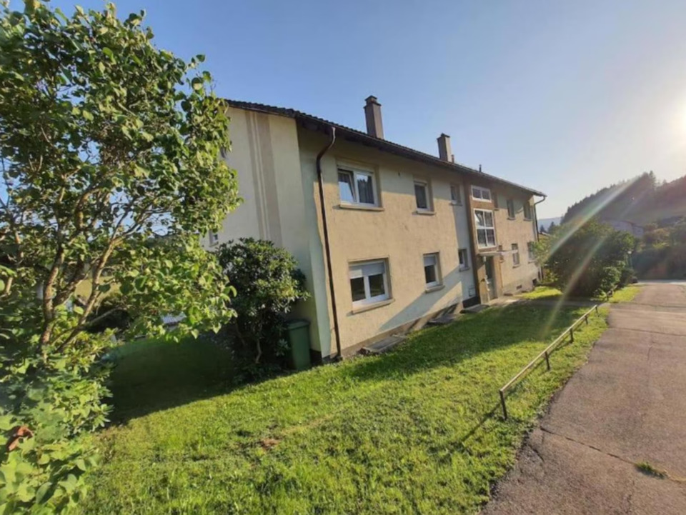 Thumbnail-3 Zimmer-Wohnung mit Terrasse, Gartenblick