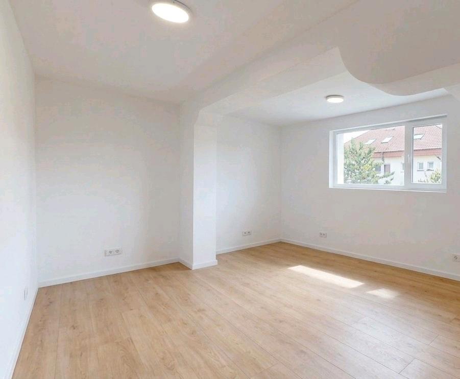 Thumbnail-Erstbezug 4-Zi 100m², Balkon 17m², große Wohnküche