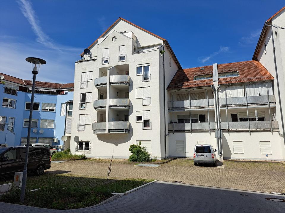 Thumbnail-Zentral gelegene, sonnenverwöhnte 1 Zi-Wohung mit Balkon