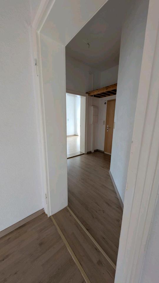 Thumbnail-Schöne 5 Zimmer Wohnung 104m² Watenbüttel