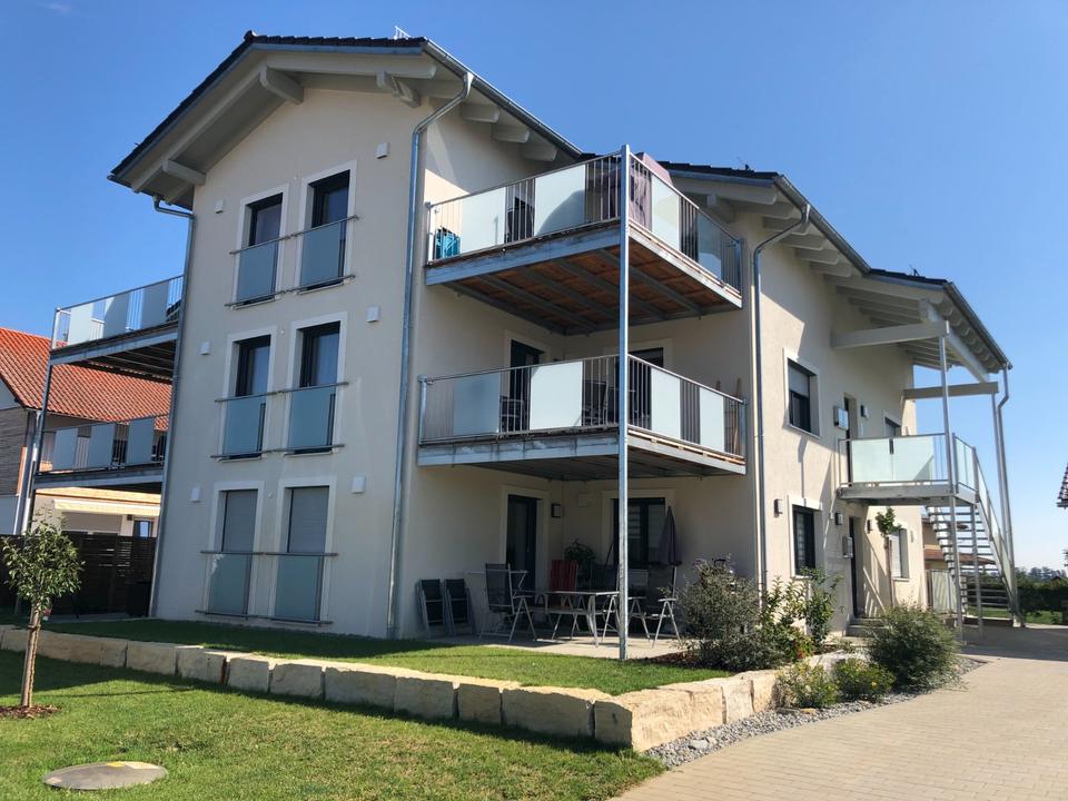 Thumbnail-Top Maisonette-Wohnung mit zwei Balkone, Garage, Außenstellplatz und moderner Einbauküche (WHG 04)