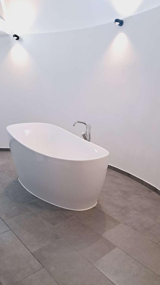 Thumbnail-***DACHGESCHOSSWOHNUNG~3 RÄUME~KLIMAANLAGE~ERSTBEZUG~HOCHWERTIGE EINBAUKÜCHE~BALKON~STELLPLATZ***