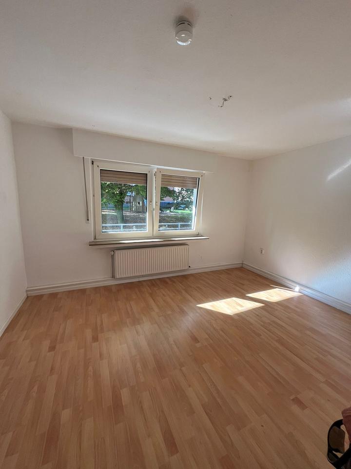 Thumbnail-Moderne 3-Zimmer-Wohnung mit Balkon in Lünen