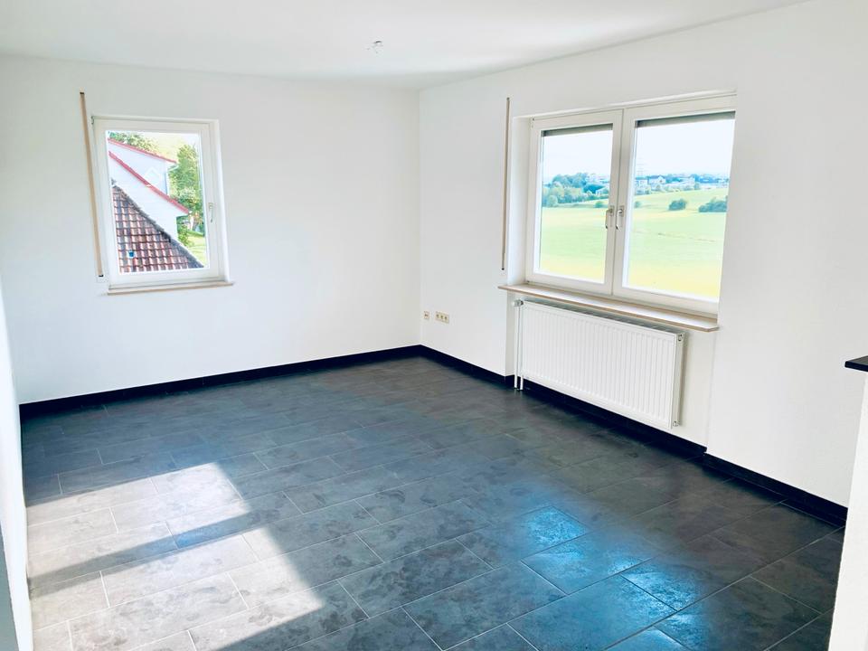 Thumbnail-2 Zimmer Wohnung ab Sofort mit Einbauküche & PKW-Stellplatz