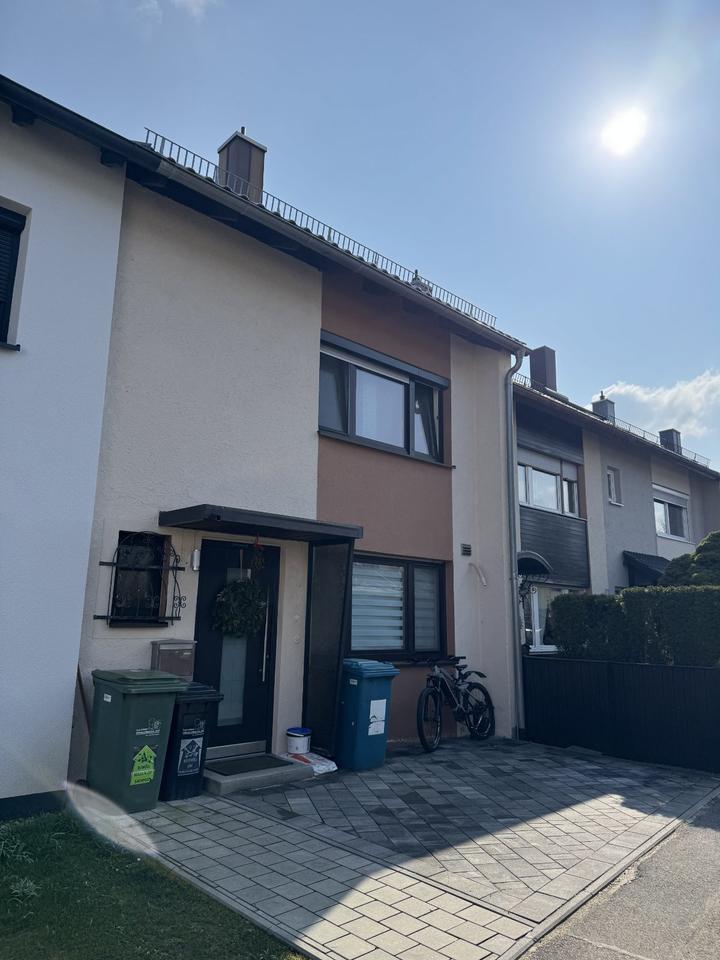 Thumbnail-Charmantes Reihenmittelhaus in Ingolstädter Nord-Westen