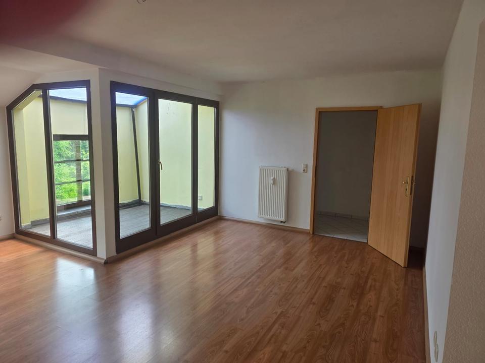 Thumbnail-3,5 Zimmer Dachgeschoss Wohnung