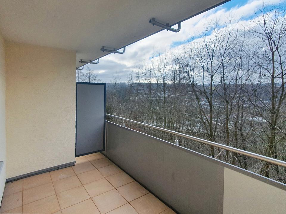 Thumbnail-Renovierte 4-Zimmer-Wohnung mit Blick über Werdohl *Werdohl-Bausenberg*