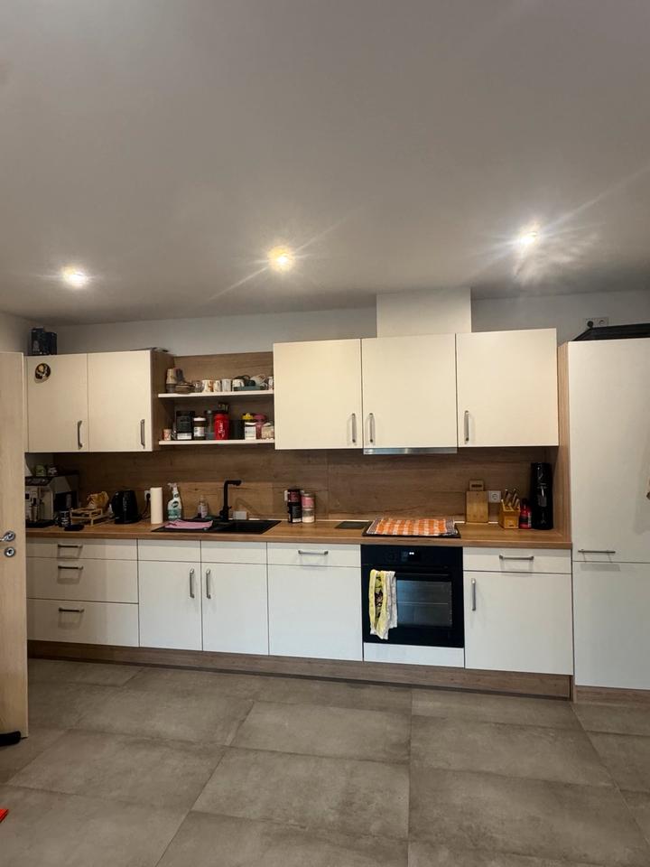 Thumbnail-Moderne 3 Zimmer Wohnung mit offener Wohnküche und Balkon