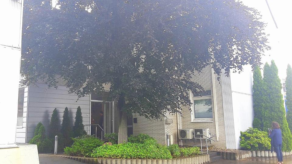 Thumbnail-Großzügige Dachgeschosswohnung (ca. 130 m²) mit 4 Zimmern