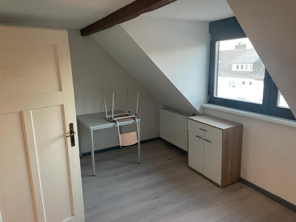 Thumbnail-Schöne Dachgeschoss Wohnung Uninähe Saarbrücken